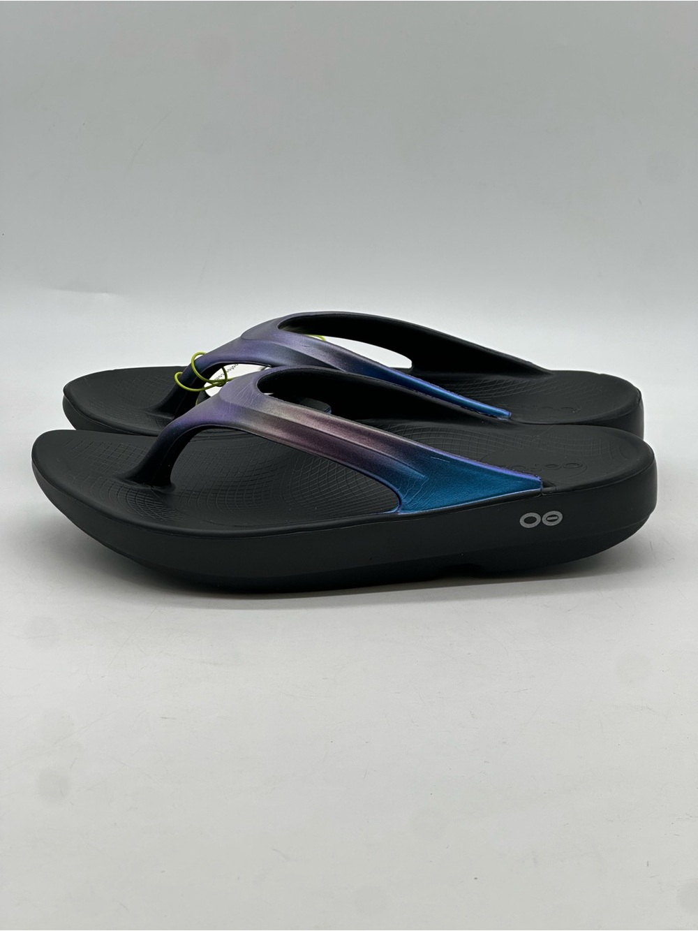 OOFOS OOLALA Luxe Sandals. Size 9 - Picture 5 of 9